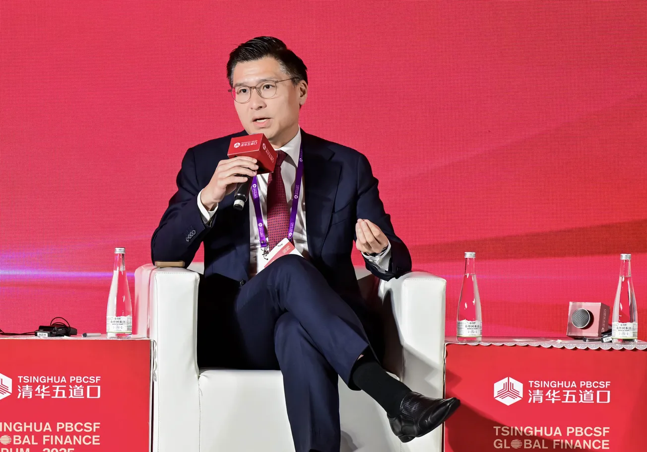 香港立法會議員邱達根：除了港幣、美元，香港還考慮將人民幣納入法定穩定幣